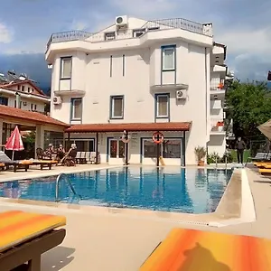 Aparthotel California ***